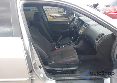 2006 Honda Accord 2.4 Lx z USA, uszkodzony, nr VIN 1HGCM55436A083227